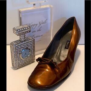 BALLY VINTAGE Brown PATENT TAK Kitten HEEL 8.5M